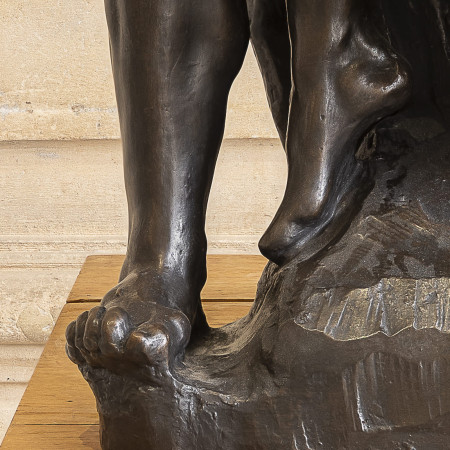 Le Baiser 85 cm (Patine Bronze), reproduction de sculpture officielle du musée Rodin.