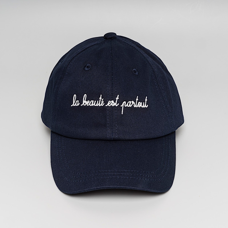 Casquette brodée bleue